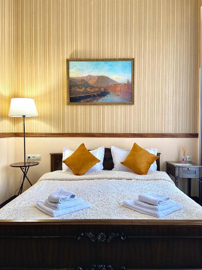 Boutique Hotel Alegria Тбилиси Екстериор снимка