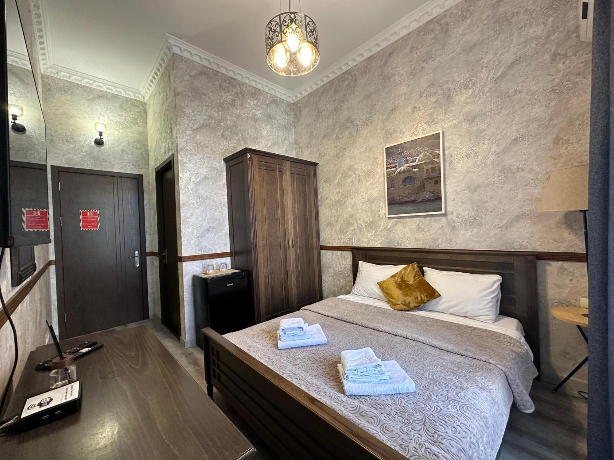 Boutique Hotel Alegria Тбилиси Екстериор снимка