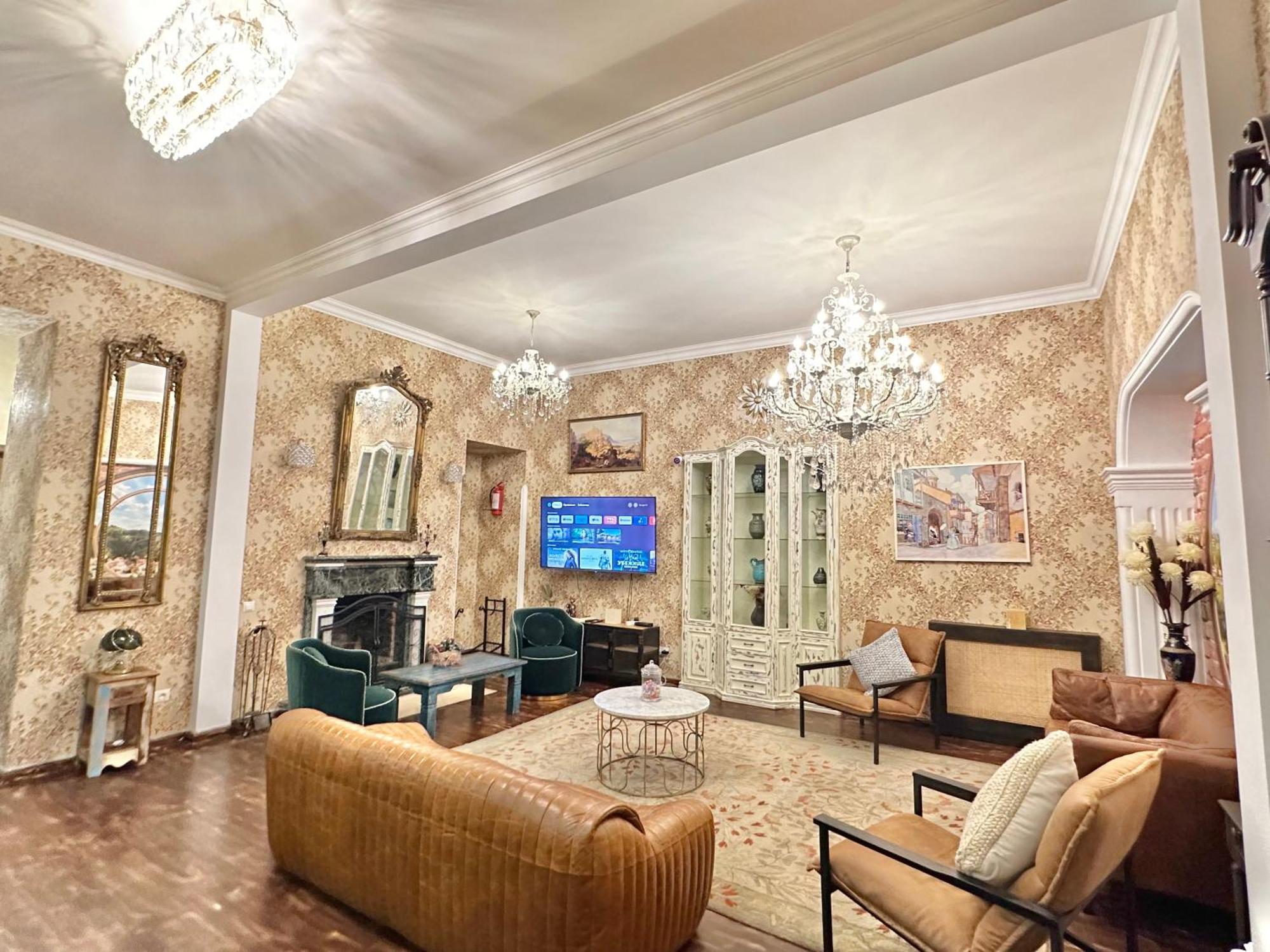 Boutique Hotel Alegria Тбилиси Екстериор снимка