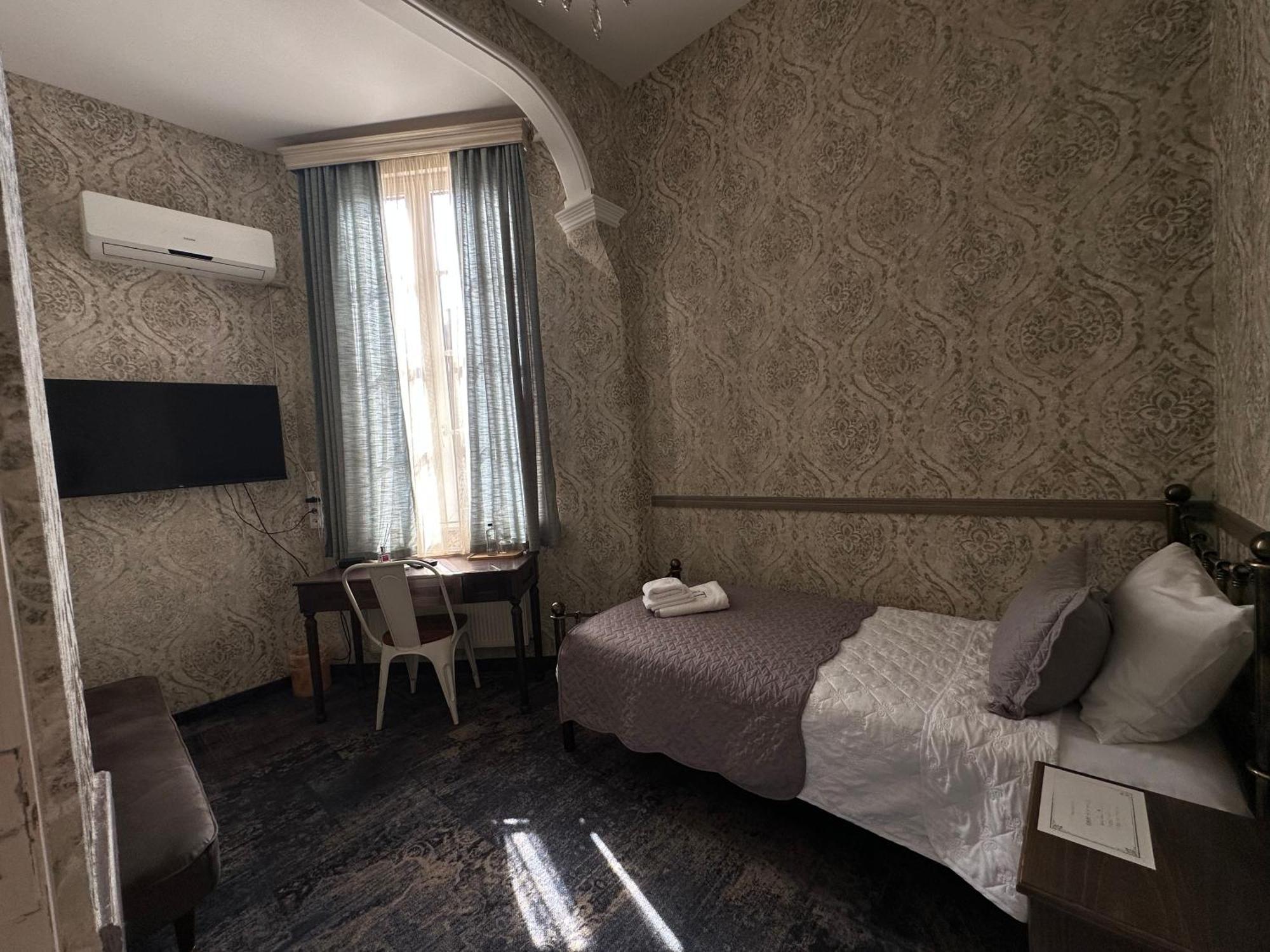 Boutique Hotel Alegria Тбилиси Екстериор снимка